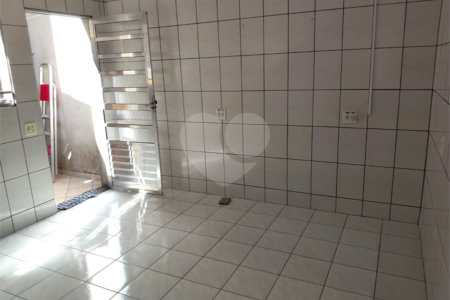 Casa à venda com 3 quartos em Jardim Santa Clara, Guarulhos, SP