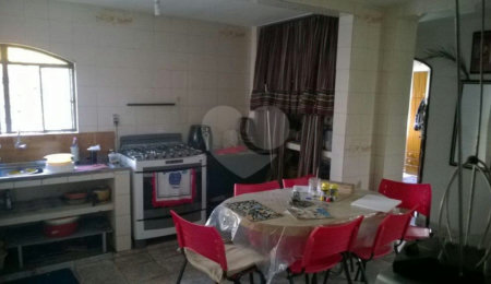 Casa à venda com 4 quartos, sendo 1 suíte,  em Santana, São Paulo, SP