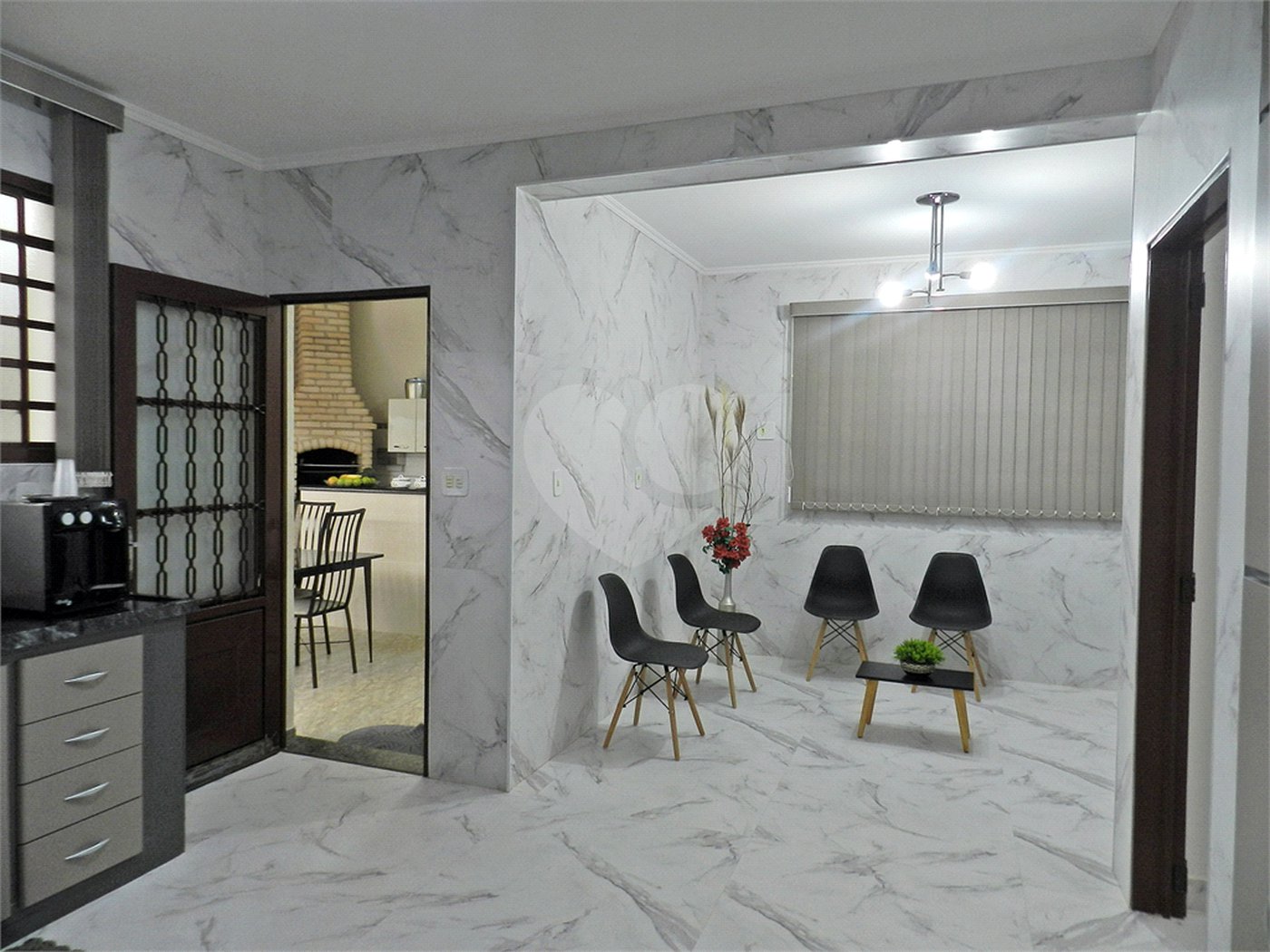 Sobrado à venda com 4 quartos, sendo 3 suítes, em Jardim Paulistano, Ribeirão Preto, SP