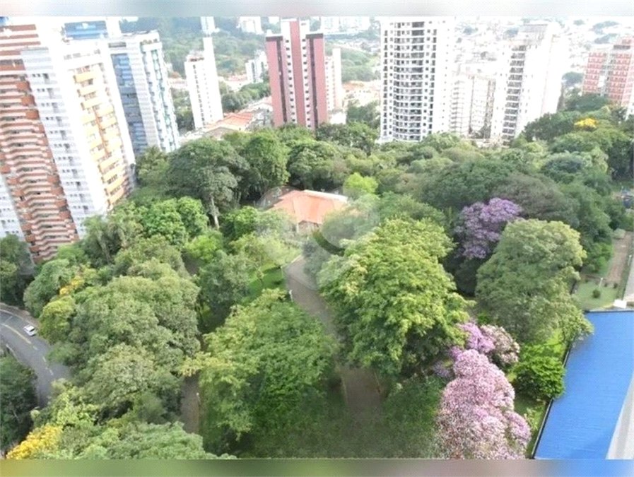 Cobertura para alugar com 4 quartos, sendo 3 suítes,  em Vila Morse, São Paulo, SP