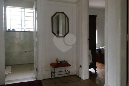 Sobrado à venda com 4 quartos, sendo 1 suíte, em Perdizes, São Paulo, SP