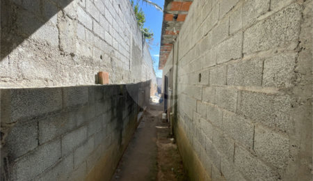 Casa à venda com 3 quartos, sendo 1 suíte, em Roseira, Mairiporã, SP
