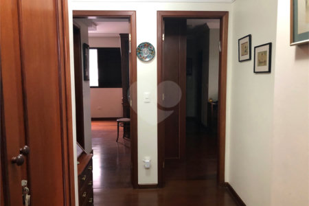 Apartamento à venda com 3 suítes em Vila Andrade, São Paulo, SP