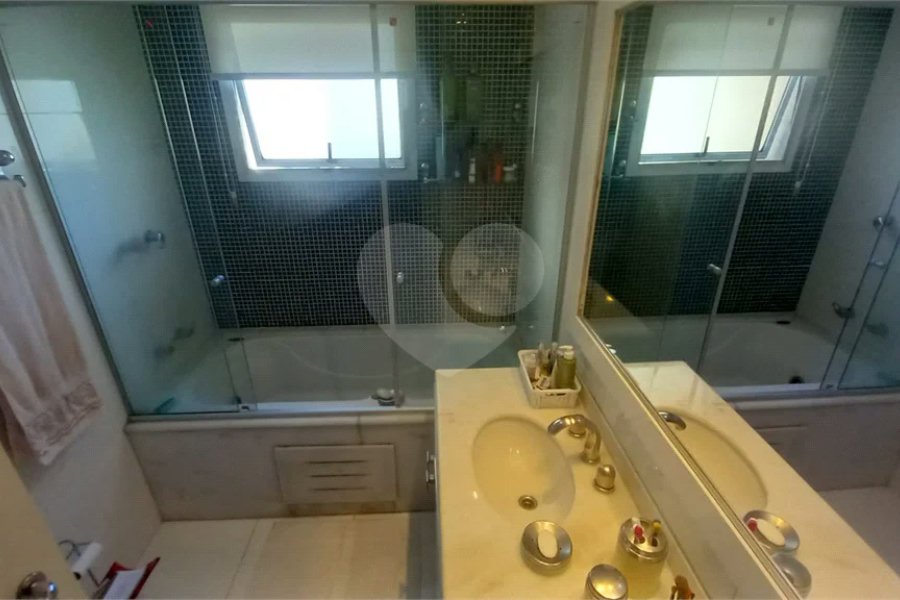 Apartamento à venda com 4 quartos, sendo 3 suítes, em Santana, São Paulo, SP