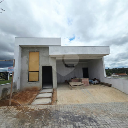 Casa à venda com 3 quartos, sendo 1 suíte,  em Jardim Cruzeiro do Sul, Itapetininga, SP