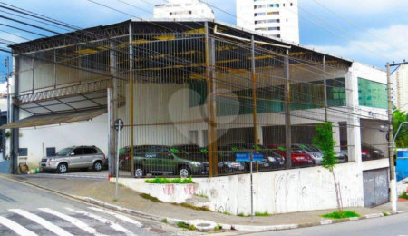Loja à venda ou para alugar em Vila Sofia, São Paulo, SP