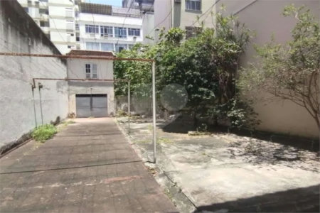 Casa à venda com 3 quartos, sendo 1 suíte, em Tijuca, Rio de Janeiro, RJ