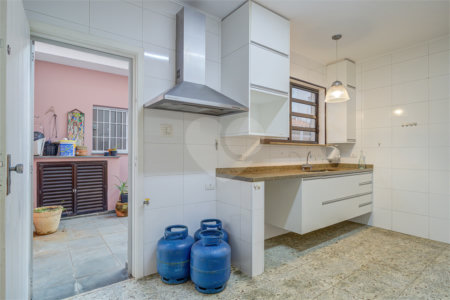 Sobrado à venda com 3 quartos, sendo 1 suíte, em Jardim Petrópolis, São Paulo, SP