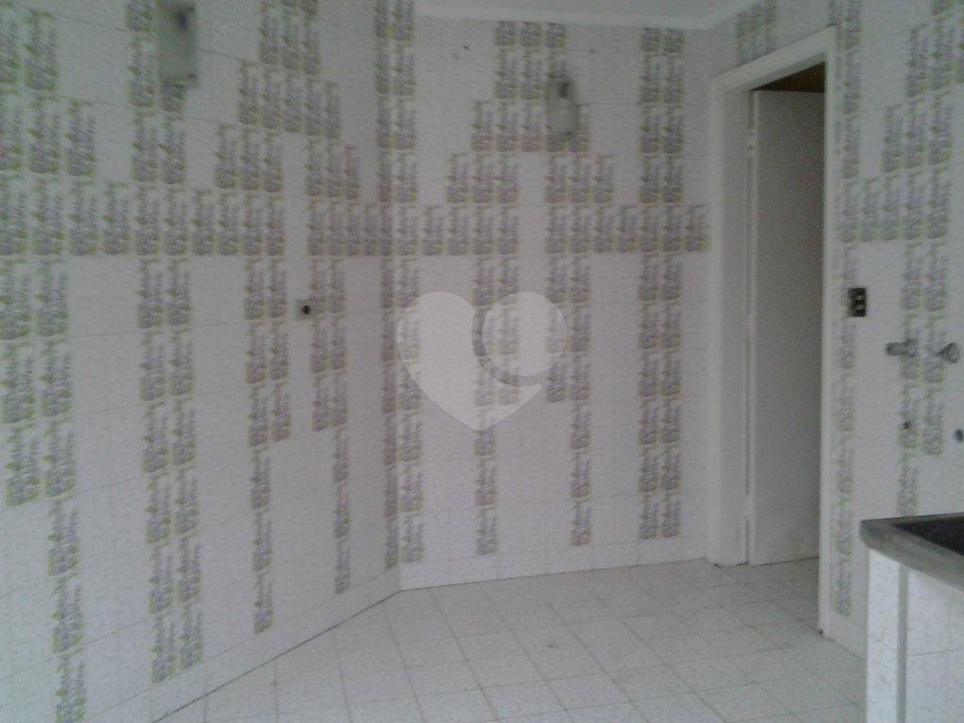 Sobrado à venda com 4 quartos, sendo 1 suíte, em Palmas do Tremembé, São Paulo, SP