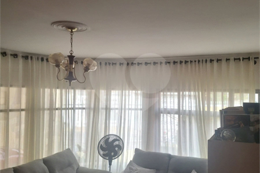 Casa à venda com 4 quartos, sendo 1 suíte, em Sapopemba, São Paulo, SP