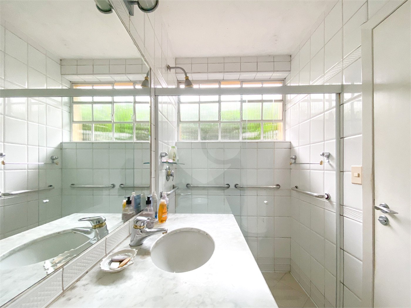 Casa de Vila à venda com 5 quartos, sendo 4 suítes, em Chácara Santo Antônio, São Paulo, SP