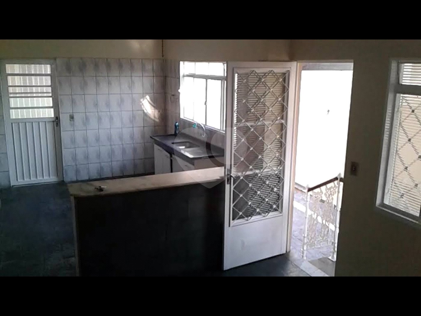 Sobrado à venda com 4 quartos, sendo 2 suítes,  em Jardim Regina, Indaiatuba, SP