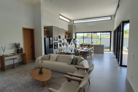 Casa à venda com 4 suítes no condomínio Santo Antonio ii, Itu - SP