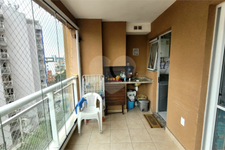 Apartamento à venda com 3 quartos, sendo 1 suíte, no Centro, Osasco, SP