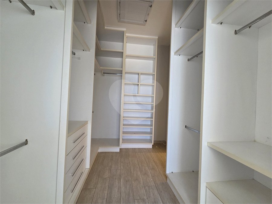 Casa para alugar com 3 suítes no condomínio Alphaville Nova Esplanada 1, Votorantim - SP