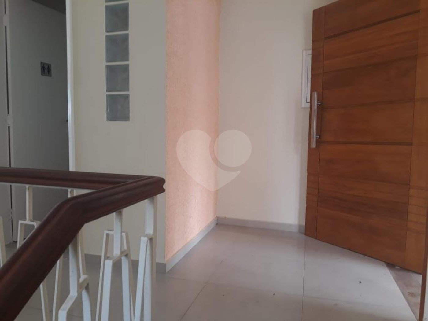 Casa à venda com 4 quartos, sendo 2 suítes, em Santana, São Paulo, SP