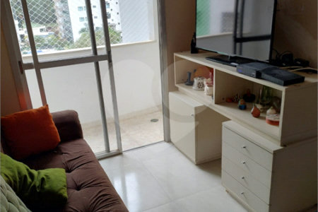 Apartamento à venda com 2 quartos em Pitangueiras, Guarujá, SP
