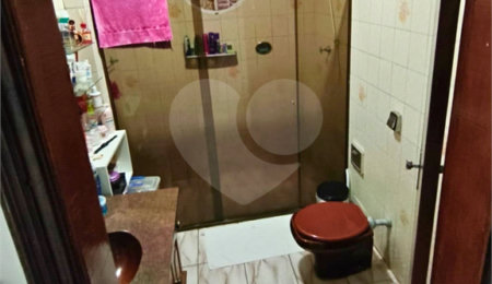 Casa à venda com 3 quartos em Vila Bertioga, São Paulo, SP