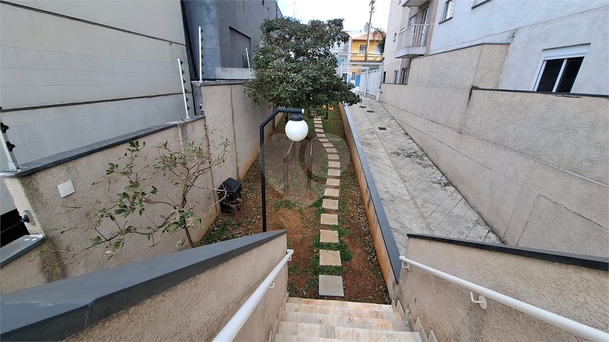Apartamento à venda ou para alugar com 2 quartos em Parque Vitória, São Paulo, SP