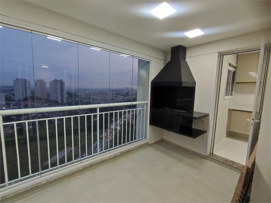 Apartamento à venda com 3 quartos, sendo 2 suítes,  em Jardim Arpoador, São Paulo, SP