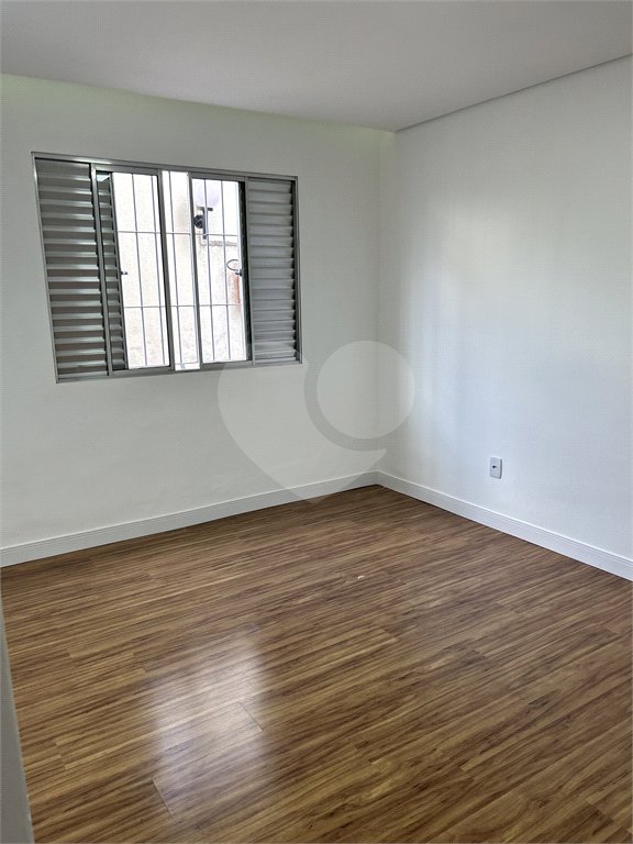 Apartamento à venda com 3 quartos, sendo 1 suíte,  em Vila Lavínia, Mogi das Cruzes, SP