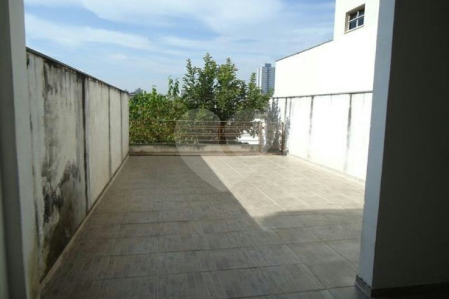 Sobrado à venda com 3 suítes em Vila Mazzei, São Paulo, SP