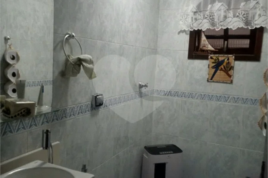 Casa à venda com 3 quartos, sendo 1 suíte,  em Vila Guilherme, São Paulo, SP