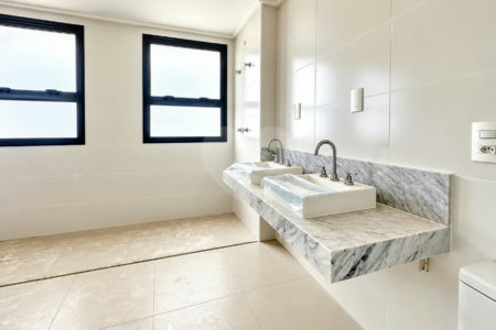 Apartamento à venda com 3 suítes em Chácara Santo Antônio, São Paulo, SP