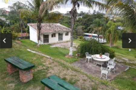 Chácara à venda ou para alugar com 4 quartos, sendo 1 suíte, em Vila Omízollo, Louveira, SP