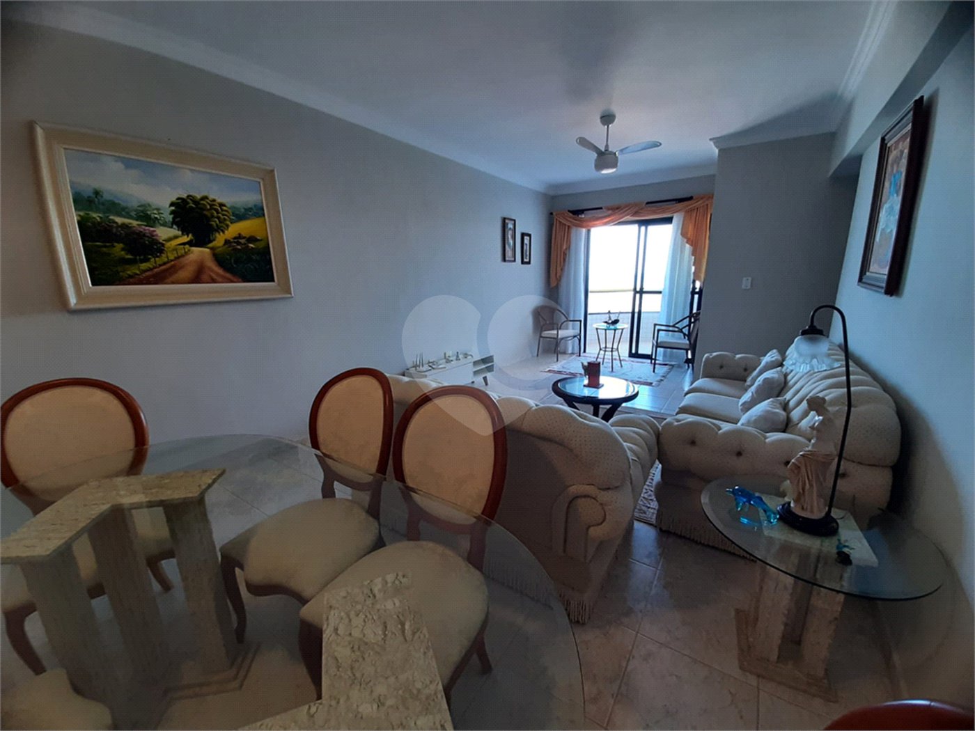 Apartamento à venda com 2 quartos, sendo 1 suíte, em Vera Cruz, Mongaguá, SP