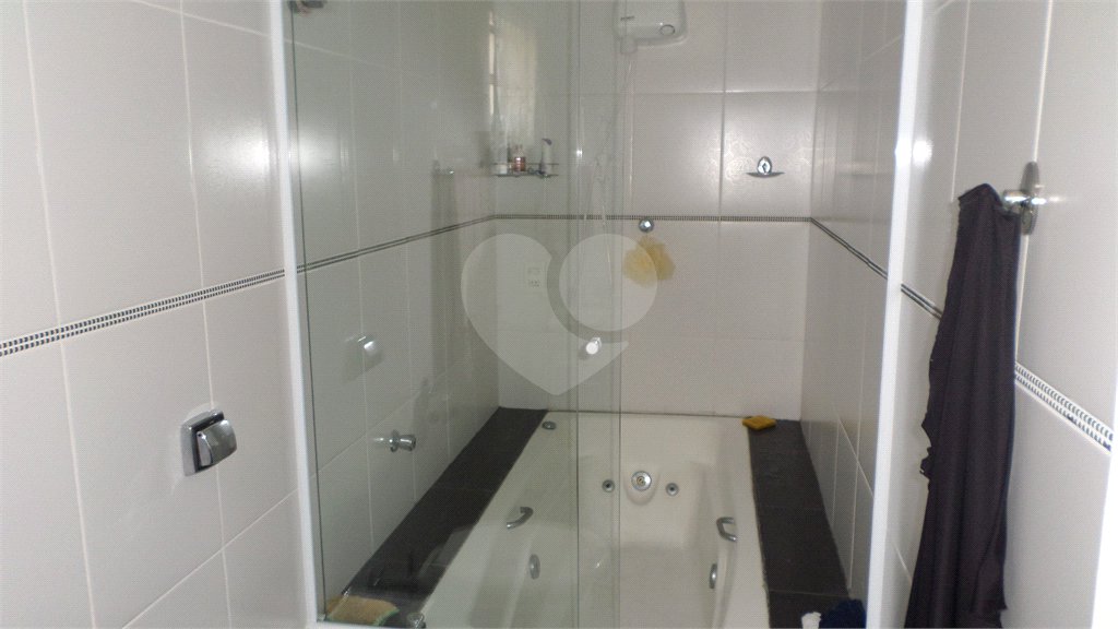 Sobrado à venda com 3 quartos, sendo 1 suíte, em Horto, São Paulo, SP