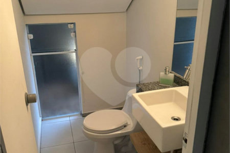 Casa à venda com 3 suítes no condomínio Brisa 1, Mogi das Cruzes - SP