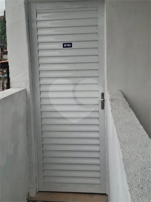 SOBRADO TIPO APARTAMENTO COM 1 QUARTO PARA LOCAÇÃO 153m² - SANTÍSSIMO