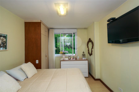 Apartamento à venda com 4 quartos, sendo 1 suíte, em Chácara Santo Antônio (zona Sul), São Paulo, SP