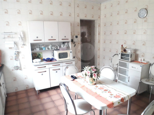 Casa Térrea à venda com 3 quartos, sendo 1 suíte,  em Carandiru, São Paulo, SP