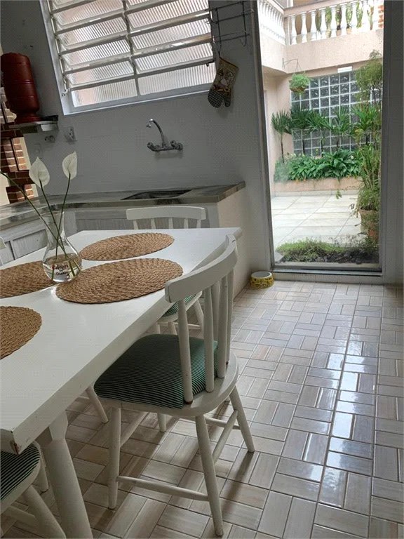 Casa para alugar com 3 quartos em Água Branca, São Paulo, SP