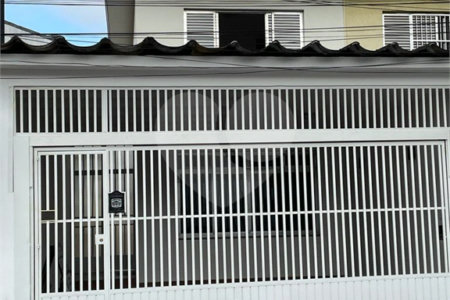 Sobrado à venda com 4 quartos, sendo 1 suíte, em Jardim Japão, São Paulo, SP
