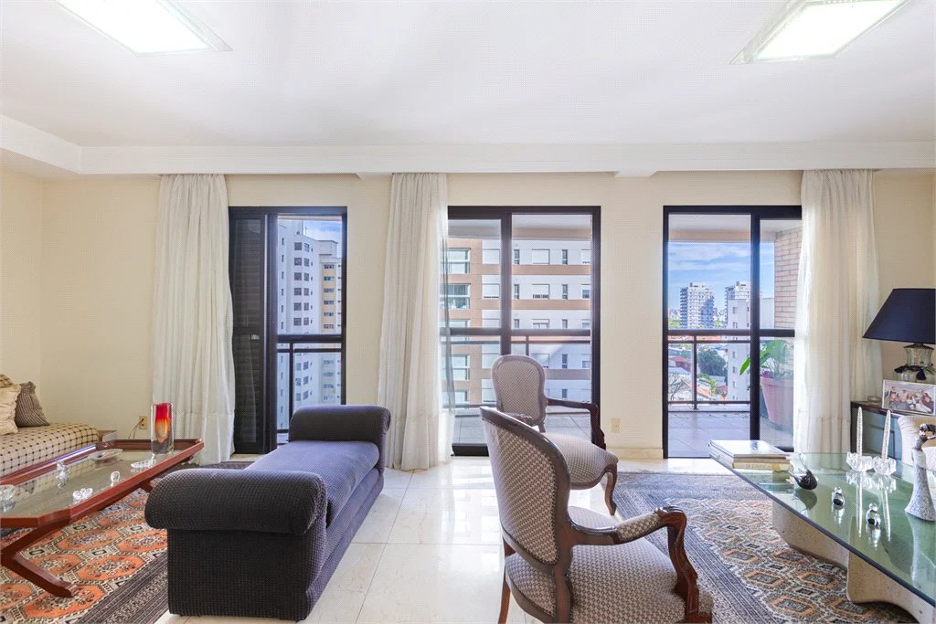 Apartamento à venda com 3 suítes em Alto da Lapa, São Paulo, SP