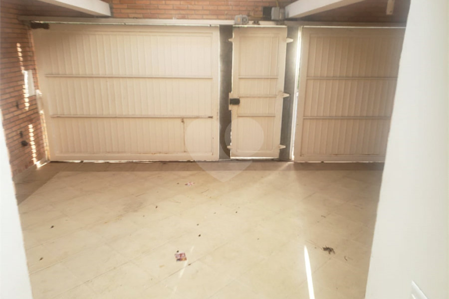 Sobrado à venda com 4 quartos, sendo 2 suítes,  em Tremembé, São Paulo, SP