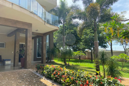 Casa à venda com 5 quartos no condomínio Residencial Vila Franca, Paulínia - SP