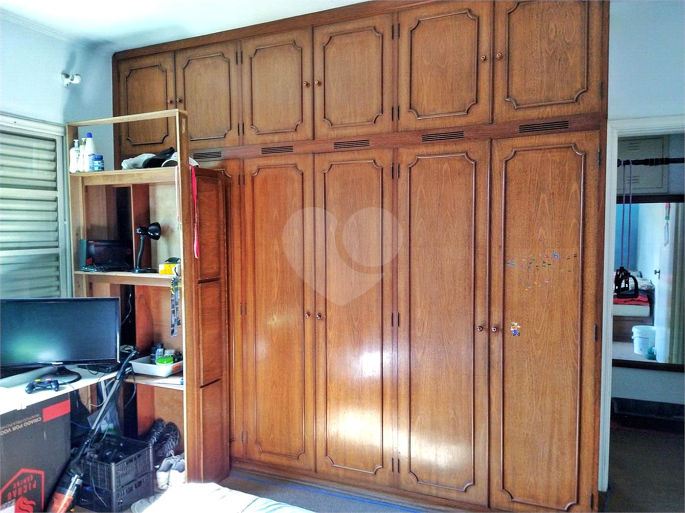 Casa à venda com 2 quartos, sendo 1 suíte, em Vila Comercial, São Paulo, SP