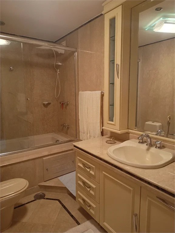 Apartamento à venda com 4 suítes em Vila Suzana, São Paulo, SP