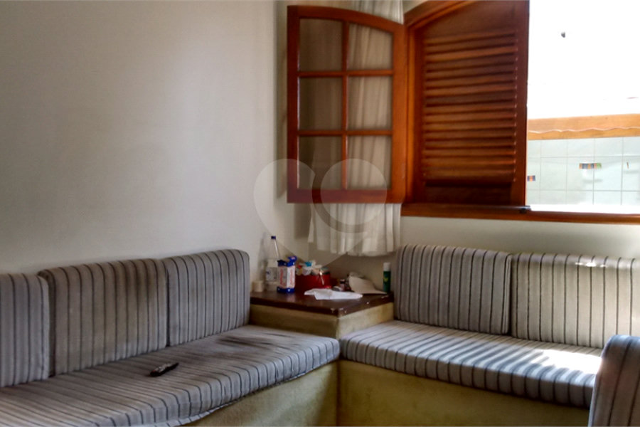 Casa à venda com 5 quartos, sendo 2 suítes, em Horto Florestal, São Paulo, SP