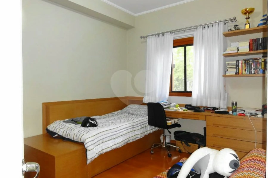 CASA TÉRREA ALTO PADRÃO NO TREMEMBE
