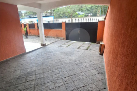 Casa à venda com 3 quartos, sendo 1 suíte, em Campo Grande, Rio de Janeiro, RJ