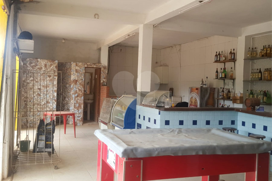 Chácara à venda com 4 quartos, sendo 1 suíte, no Centro, Biritiba-mirim, SP