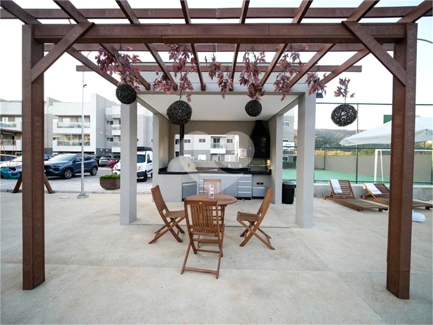 Apartamento à venda com 2 quartos, sendo 1 suíte, em Bairro do Cambará, São Roque, SP