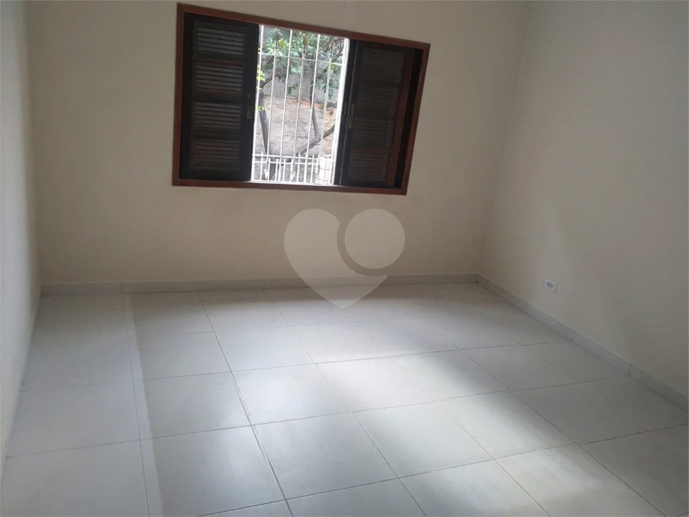 Casa Térrea à venda com 3 quartos em JAÇANÃ, São Paulo, SP