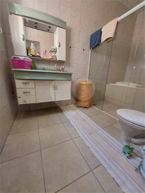 Sobrado à venda com 3 quartos, sendo 2 suítes, em Jardim Alvinópolis, Atibaia, SP
