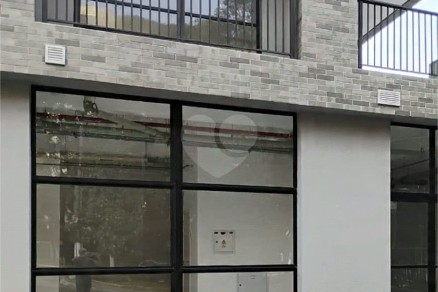 Excelente sala comercial com 50 M² no Jabaquara.